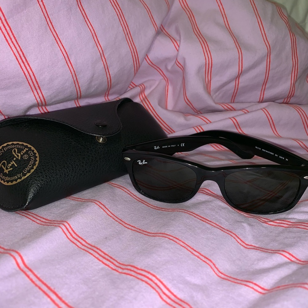 NWT Ray-Ban Wayfarers